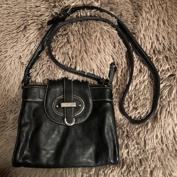 Nine West Handbags - Nine West Cross Body Purse